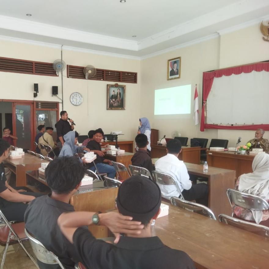 Penyuluhan Kesehatan Reproduksi, Wujud Kepedulian Kalurahan Pengasih pada Generasi Muda