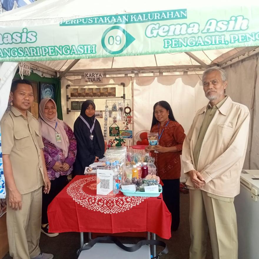 Perpustakaan Gema Asih Kalurahan Pengasih Ikuti Bazar dalam Expo Literasi Kulon Progo 2025